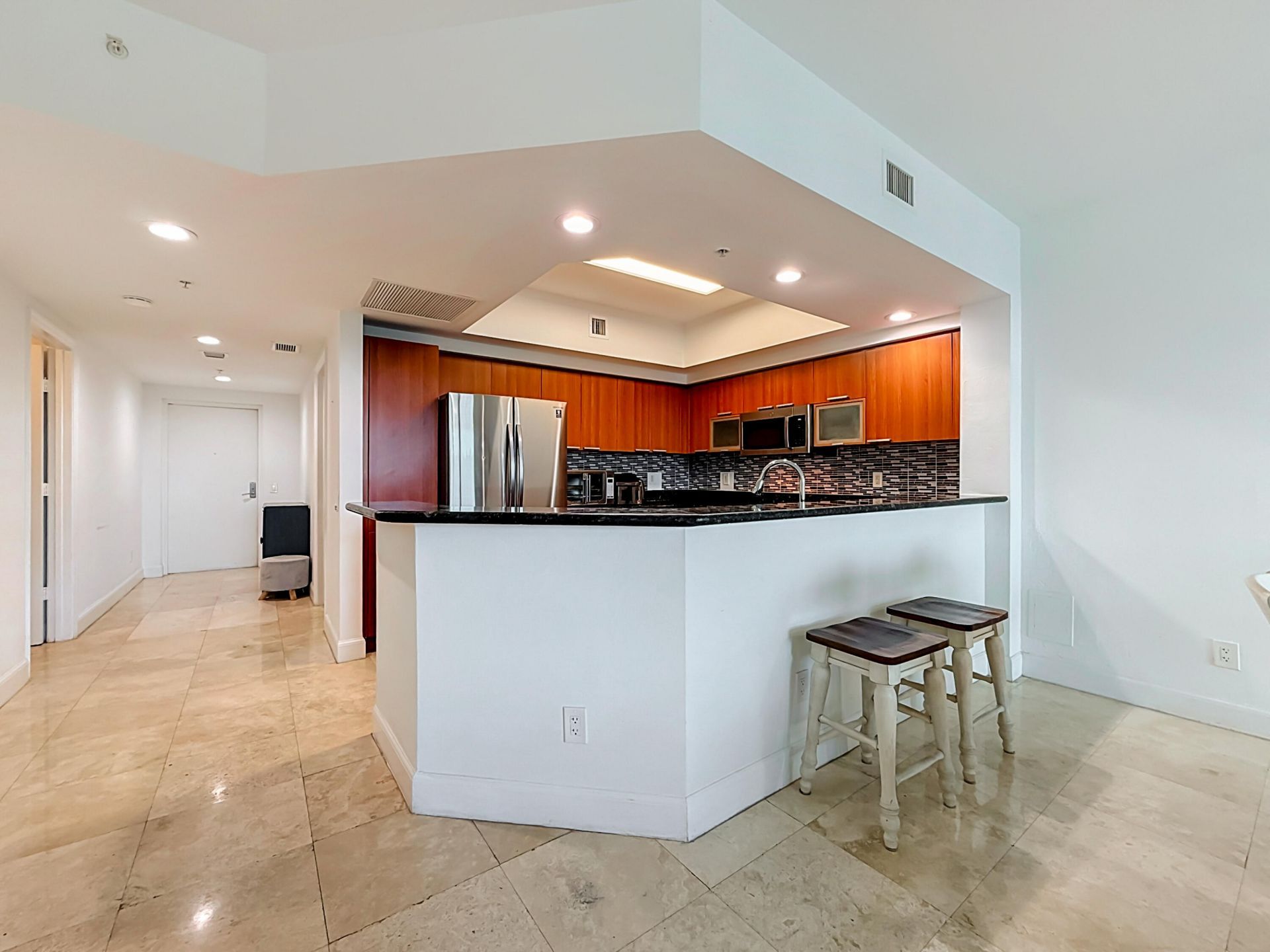 14951 Royal Oaks Lane, Unit 505, North Miami, FL 33181 Photo