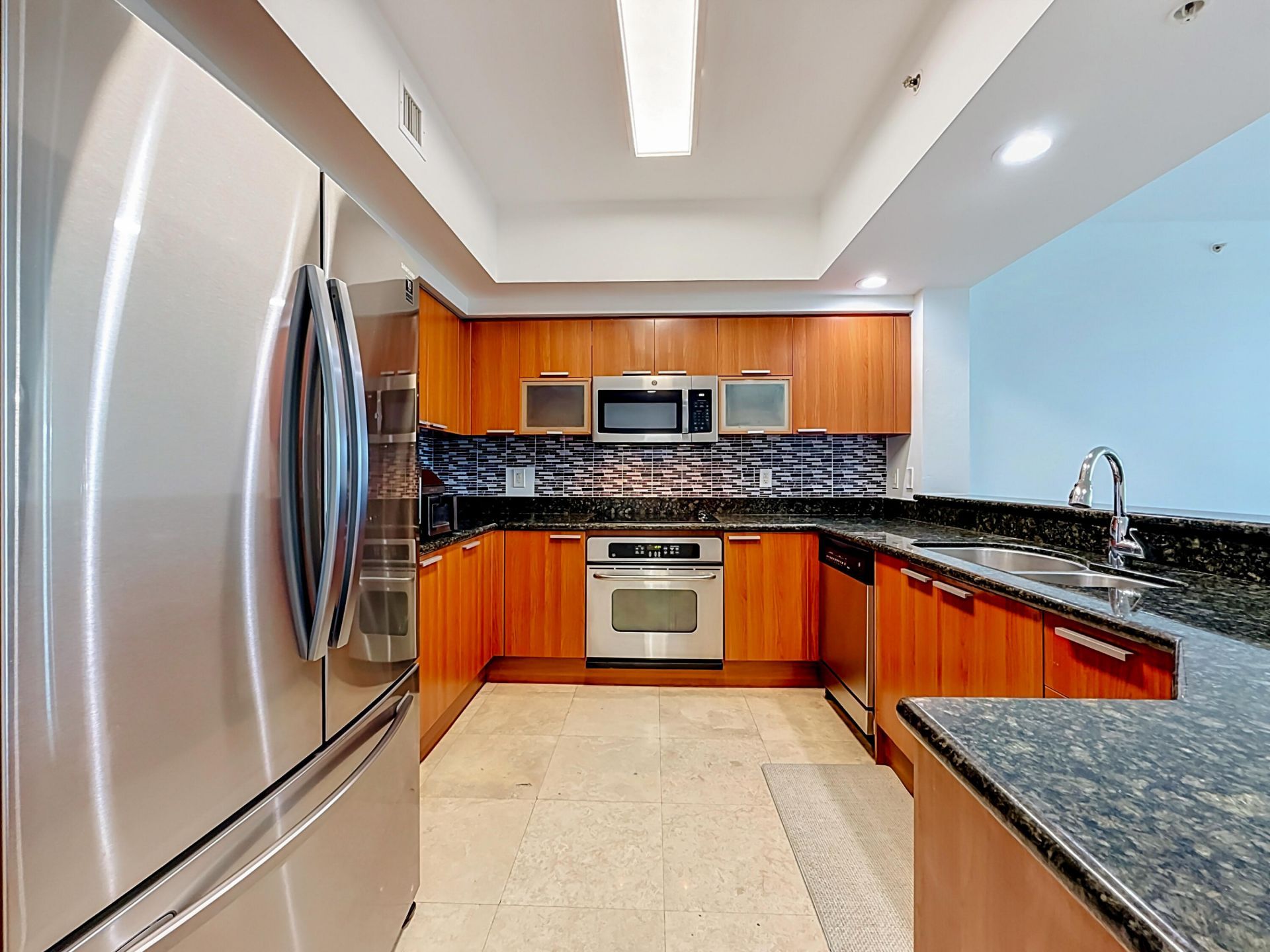 14951 Royal Oaks Lane, Unit 505, North Miami, FL 33181 Photo