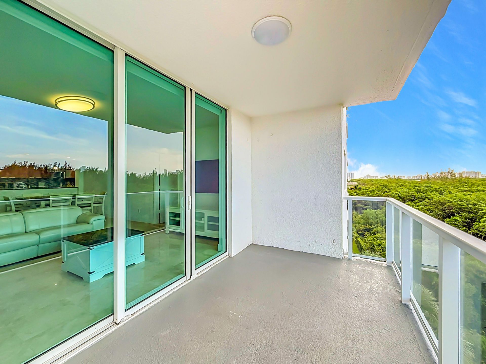 14951 Royal Oaks Lane, Unit 505, North Miami, FL 33181 Photo
