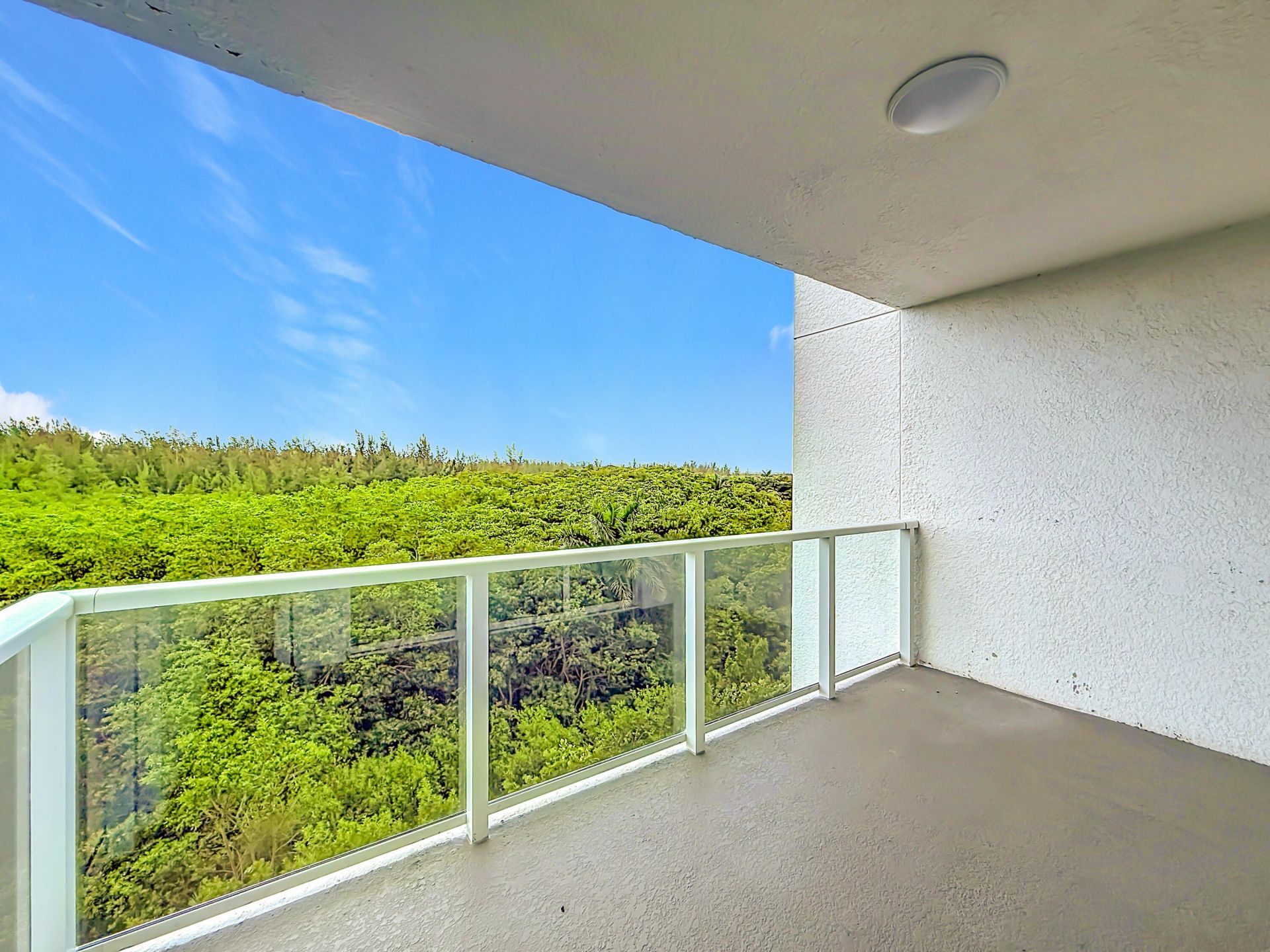 14951 Royal Oaks Lane, Unit 505, North Miami, FL 33181 Photo