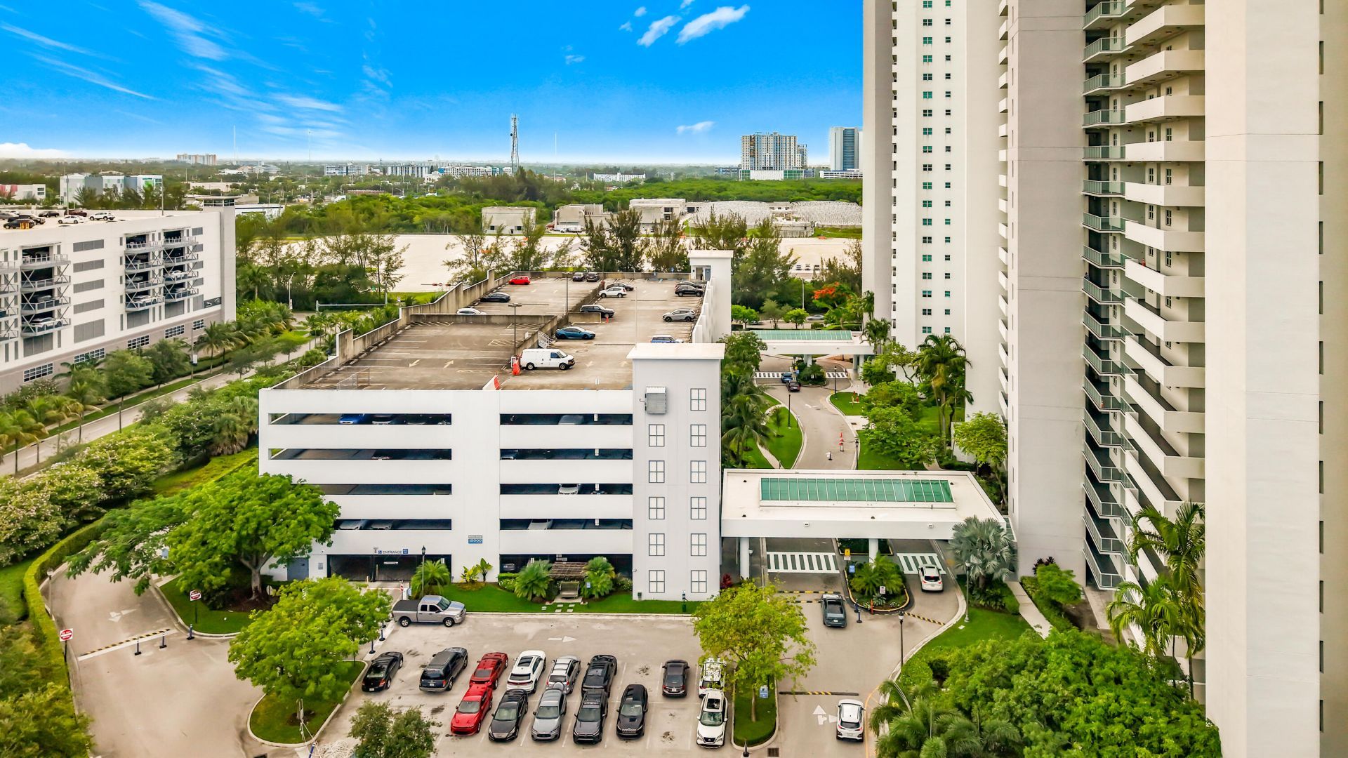 14951 Royal Oaks Lane, Unit 505, North Miami, FL 33181 Photo