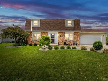 112 Debra Drive, Botkins, OH 45306
