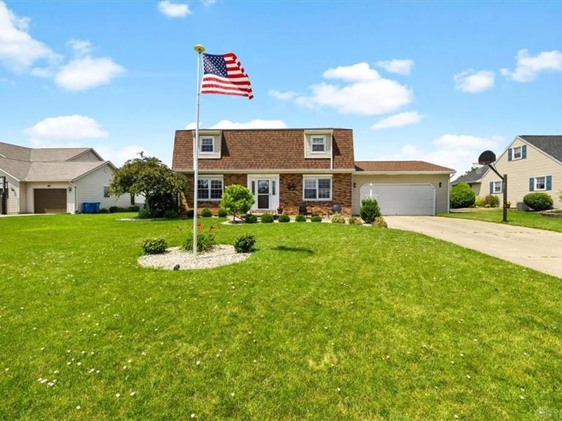 112 Debra Drive, Botkins, OH 45306 Photo 3