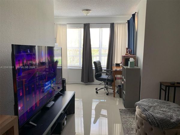 3330 Pinewalk Dr N , Unit 1621, Margate, FL 33063