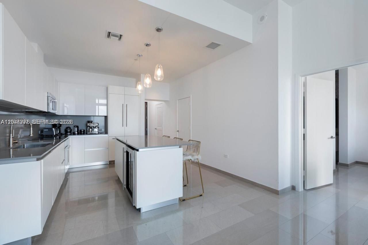 88 SW 7th St , Unit 4106, Miami, FL 33130 Photo