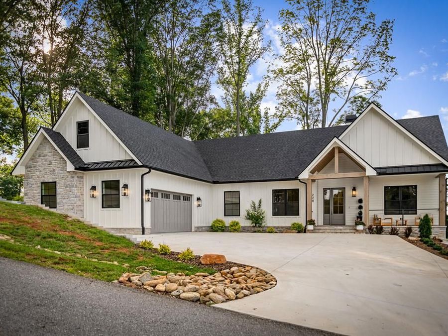 Property Image 105