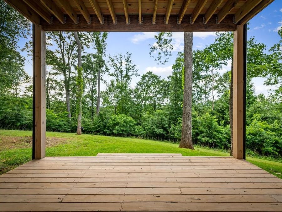 Property Image 100