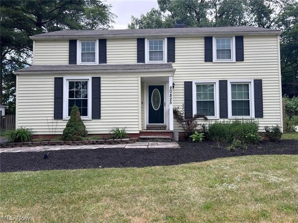 20825 Farnsleigh Road , Shaker Heights, OH 44122