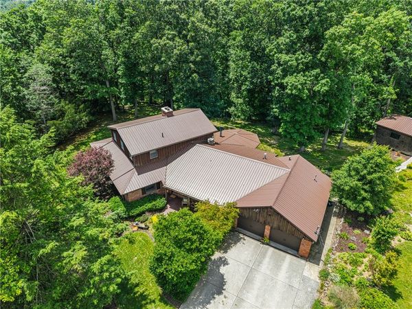 2411 James St, Aliquippa, PA 15001