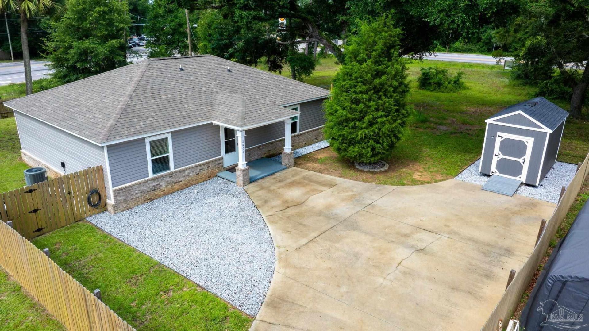 2606 Gulf Beach Hwy, Pensacola, FL 32507 Main Photo