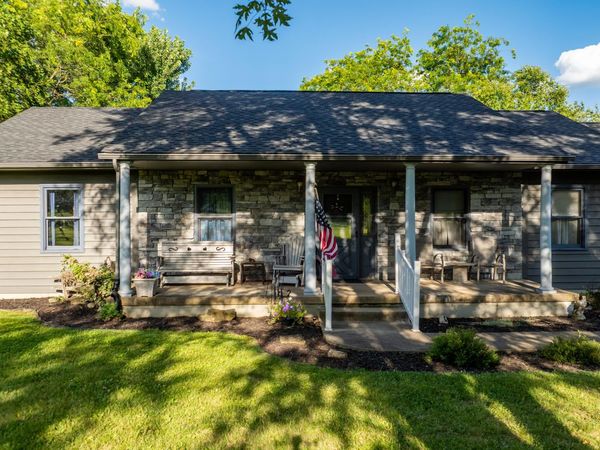 9294 State Route 207 NE, Mount Sterling, OH 43143