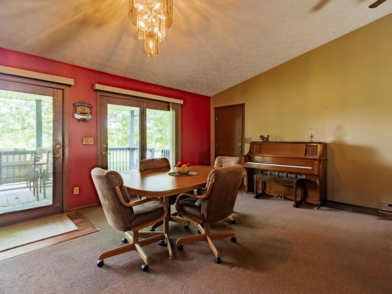 9294 State Route 207 NE, Mount Sterling, OH 43143 Photo 7