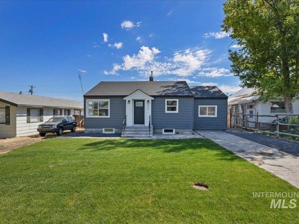 604 8th Ave N, Buhl, ID 83316