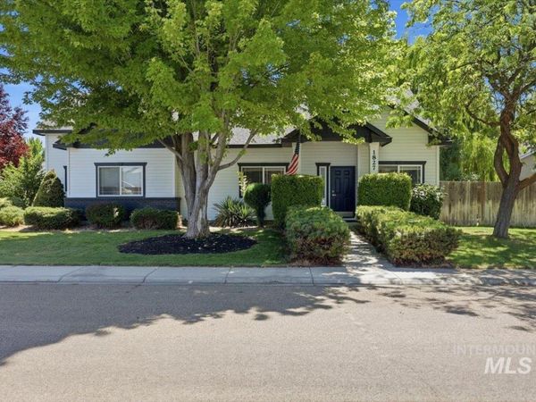 1827 W Lotus Ponds Ct., Nampa, ID 83651