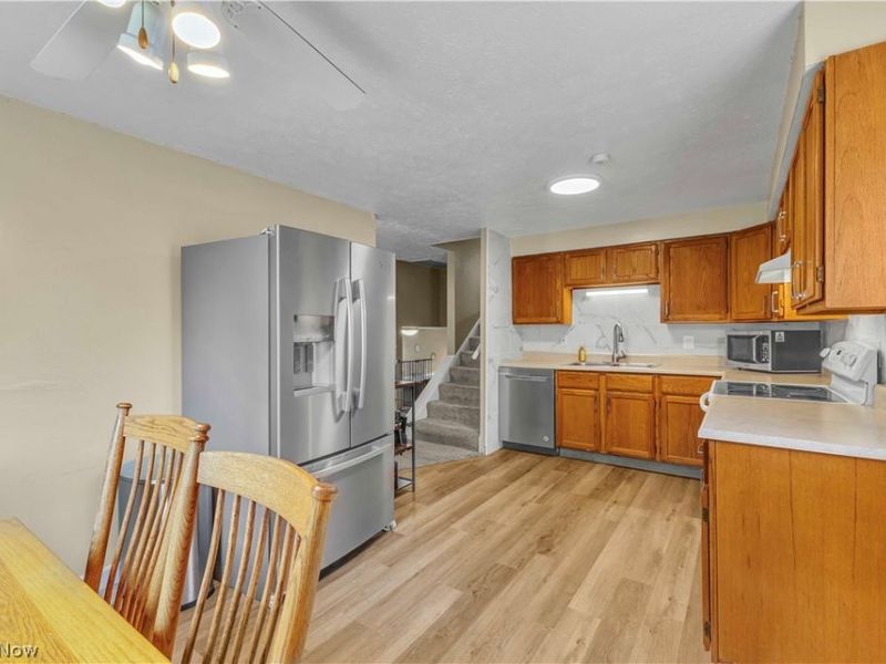 5983 Rosebelle Avenue, North Ridgeville, OH 44039 Photo 11
