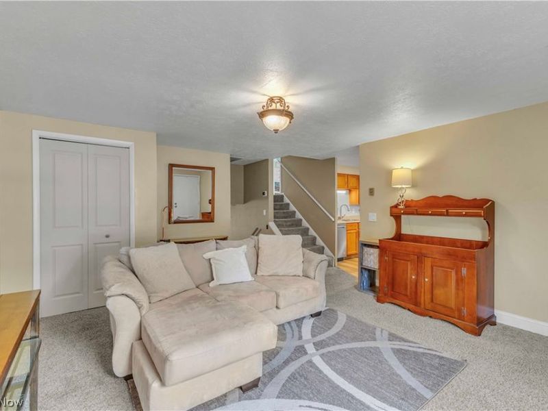 5983 Rosebelle Avenue, North Ridgeville, OH 44039 Photo 5