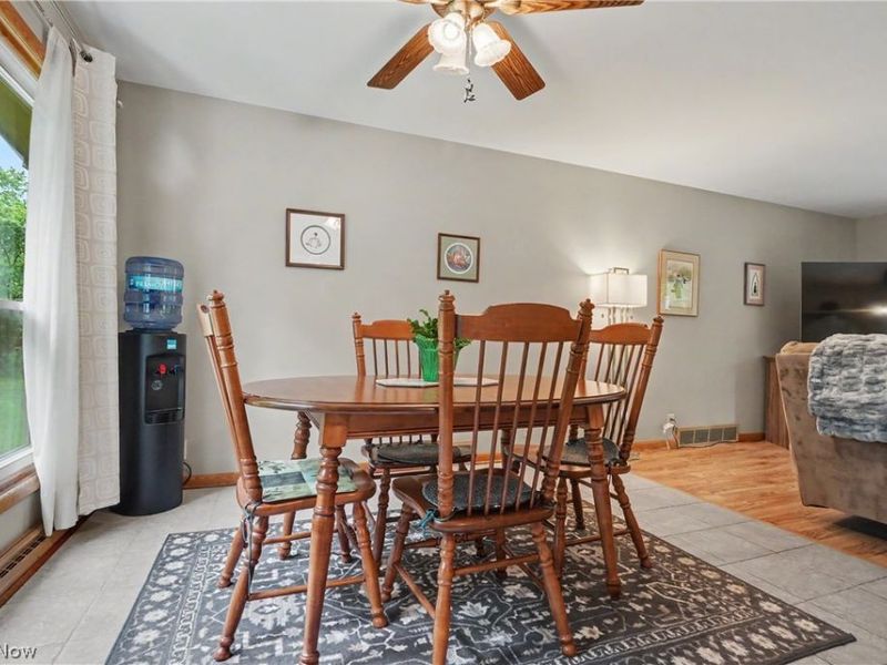 669 Westridge Road, Akron, OH 44333 Photo 6