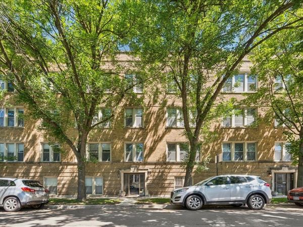 2152 W Ainslie Street , Unit D2, Chicago, IL 60625