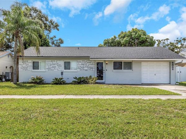 6842 62ND AVENUE N, PINELLAS PARK, FL 33781