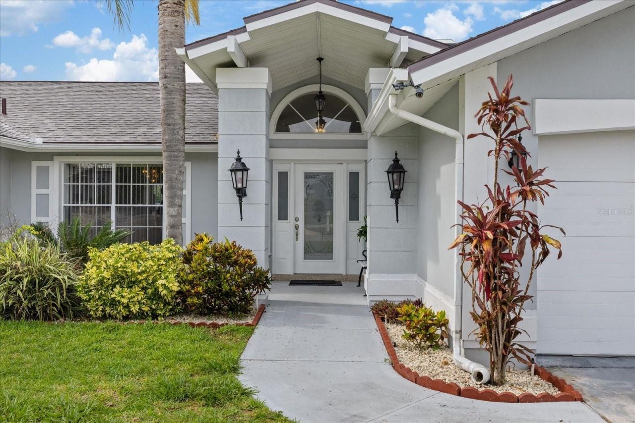 13528 Woodside Drive, Hudson, FL 34667 Photo