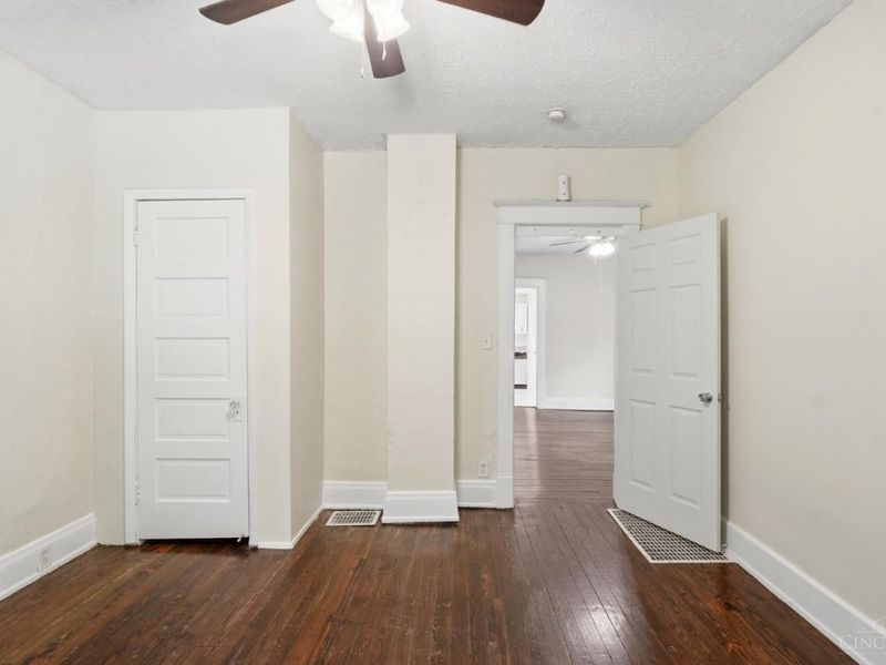 5128 Blaesi Street, Cincinnati, OH 45227 Photo 4