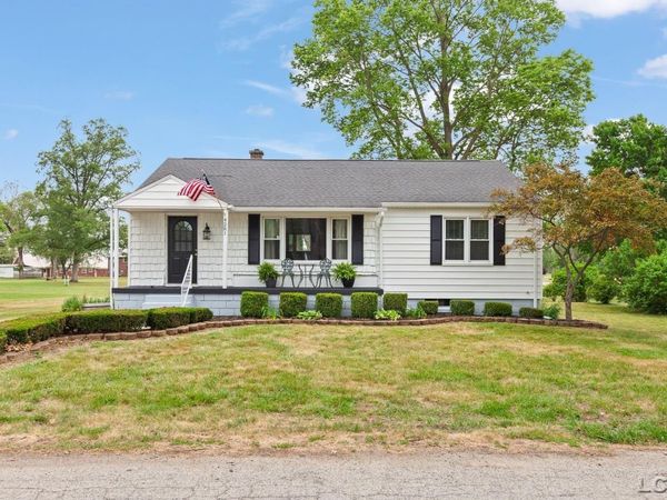 4281 Sycamore , Palmyra, MI 49268