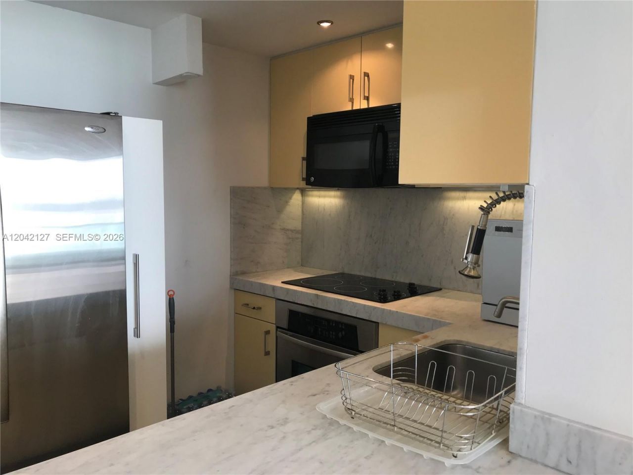 1000 West Ave, Unit 318, Miami Beach, FL 33139 Photo