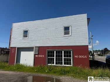 27 Merchant Place , Falconer, NY 14733