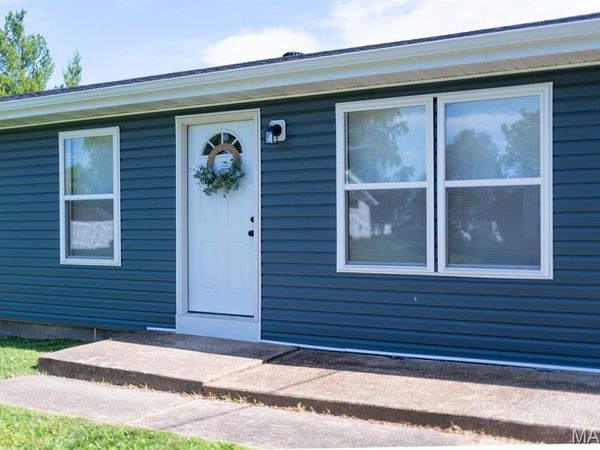 816 W Jackson Avenue, Owensville, MO 65066