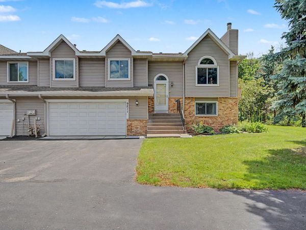 9211 Upland Lane N, Maple Grove, MN 55369