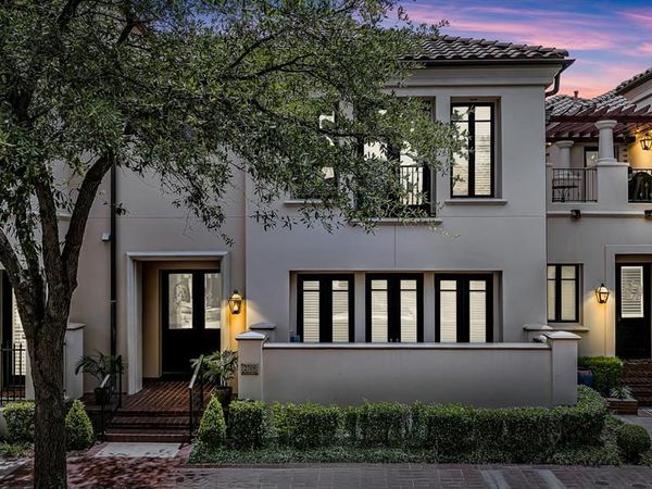 2705 Museum Way, Fort Worth, TX 76107