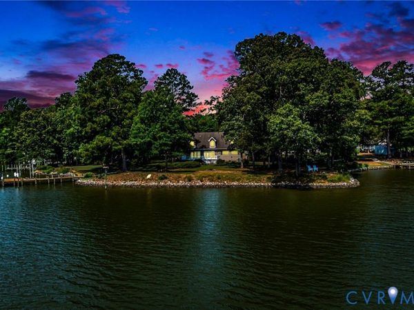 196 Summer Haven Drive, Reedville, VA 22539