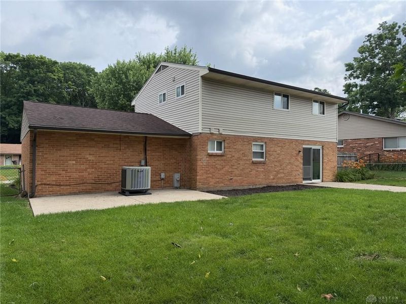 6512 Wildview Drive, Huber Heights, OH 45424 Photo 2