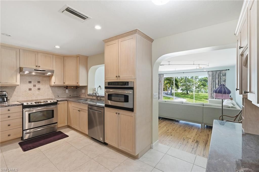 1316 Rordon Ave , Naples, FL 34103 Photo