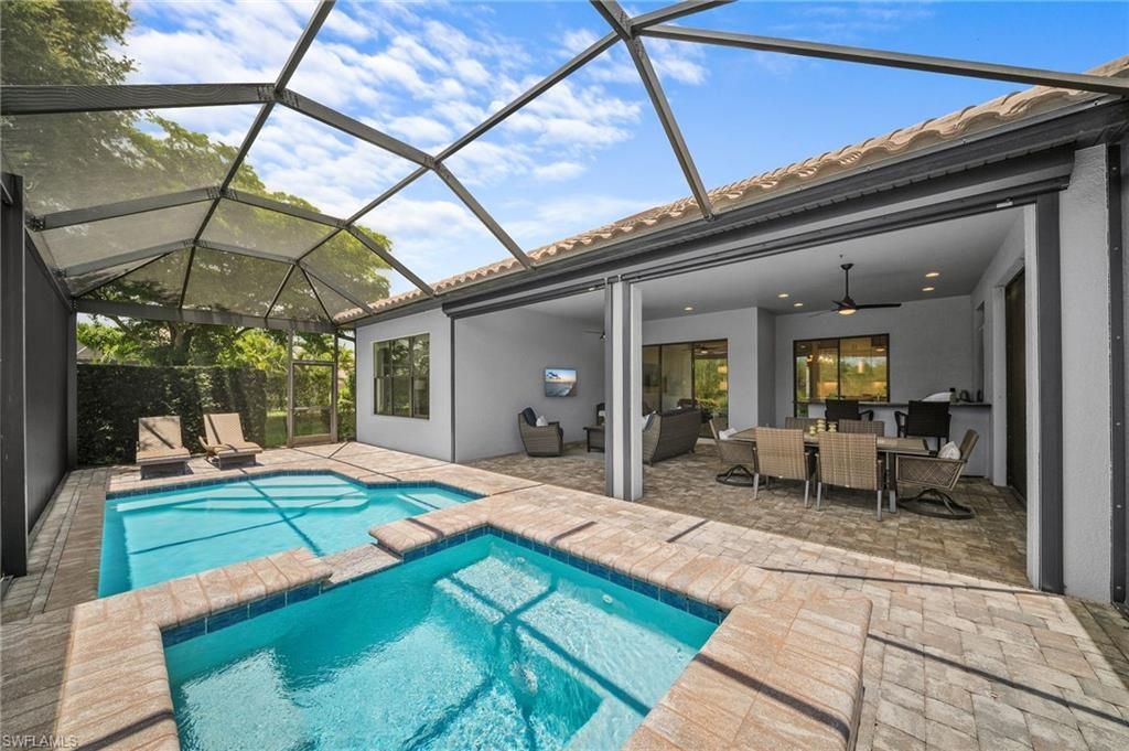 8879 Vaccaro Ct, Naples, FL 34119 Photo