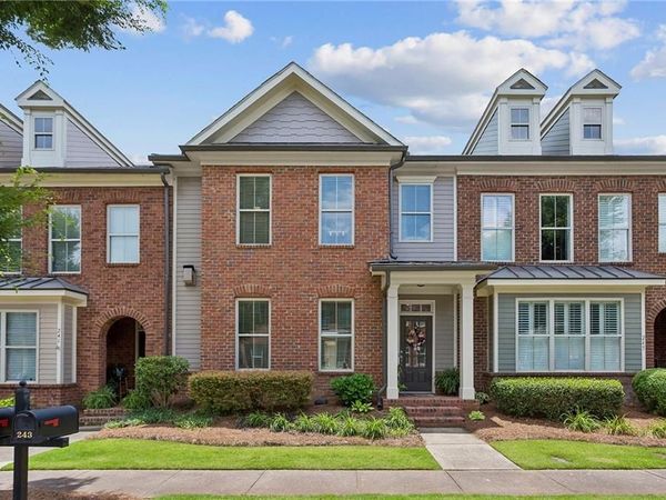 243 S Village Square, Canton, GA 30115