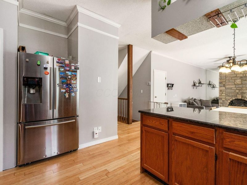 7984 Schoolside Drive, Westerville, OH 43081 Photo 10