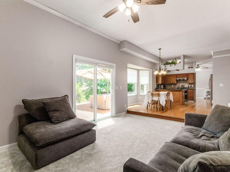 7984 Schoolside Drive, Westerville, OH 43081 Photo 15