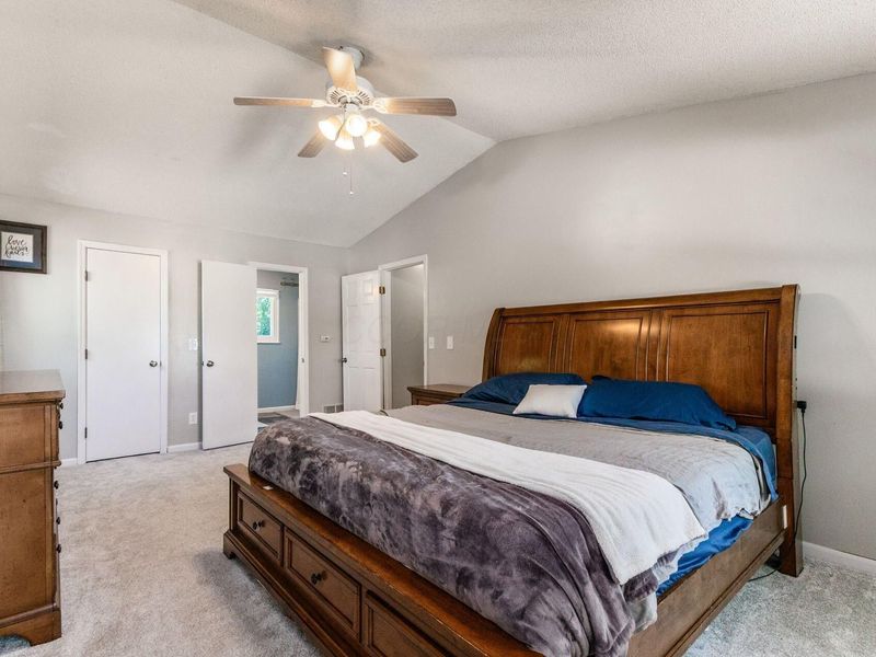 7984 Schoolside Drive, Westerville, OH 43081 Photo 20