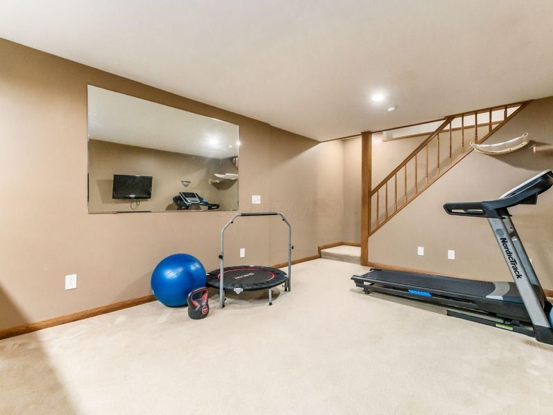 7984 Schoolside Drive, Westerville, OH 43081 Photo 30
