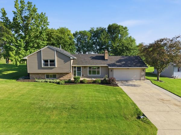 46 Lake Metonga Trail , Grant Park, IL 60940