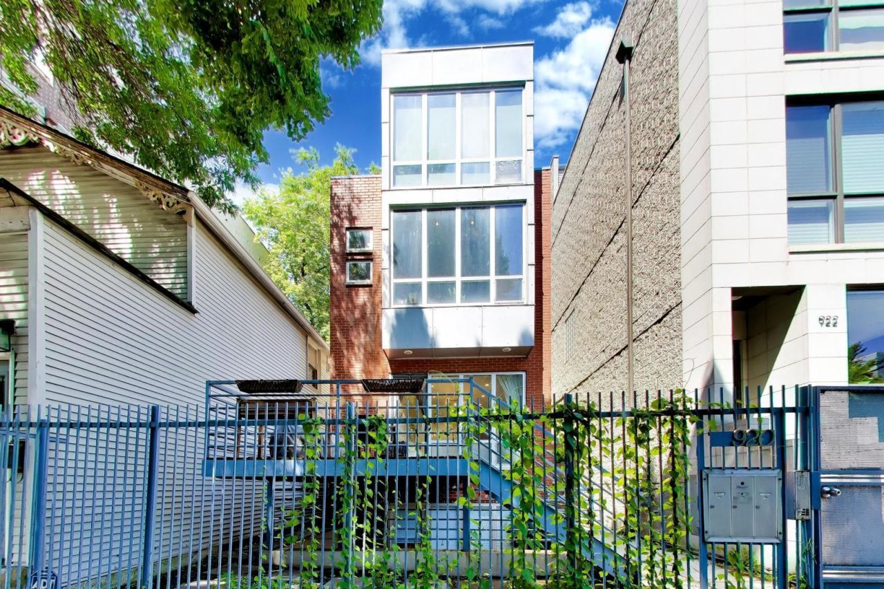 920 N Hermitage Avenue, Unit 1F, Chicago, IL 60622 Main Photo