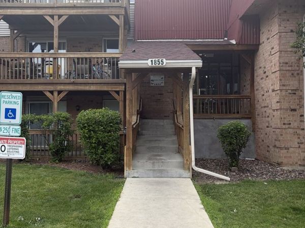 1855 TALL OAKS Drive , Unit 3301, Aurora, IL 60505
