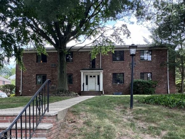 24 Troy Dr, Springfield, NJ 07081