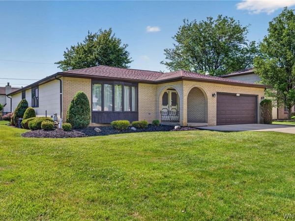 72 Carmelite Drive , Buffalo, NY 14224