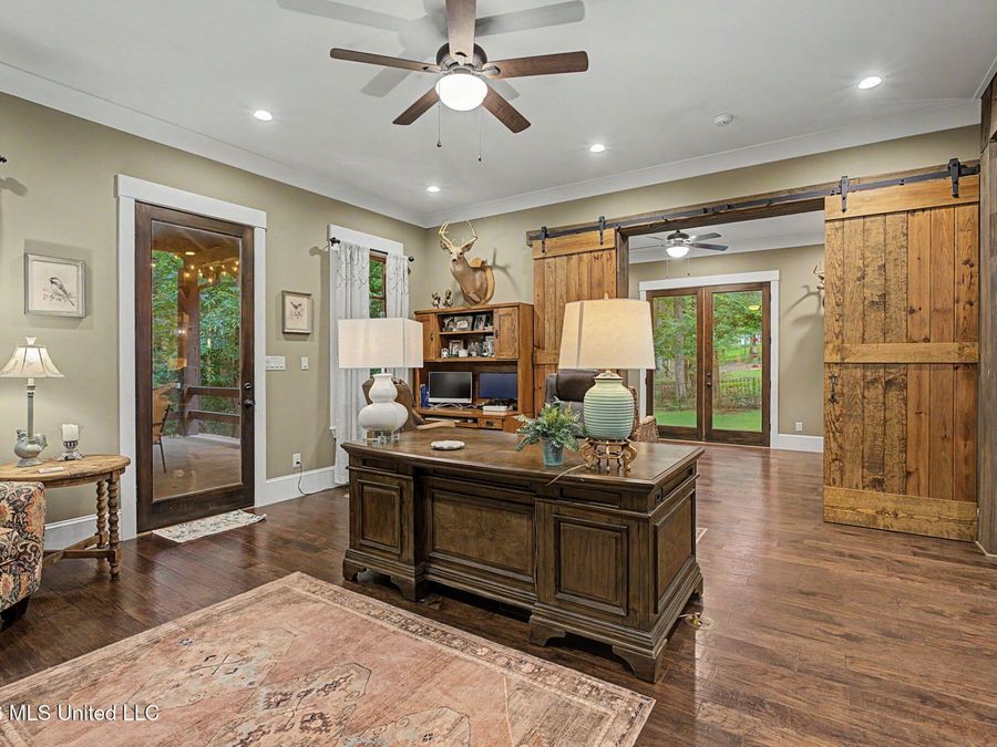 Property Image 28