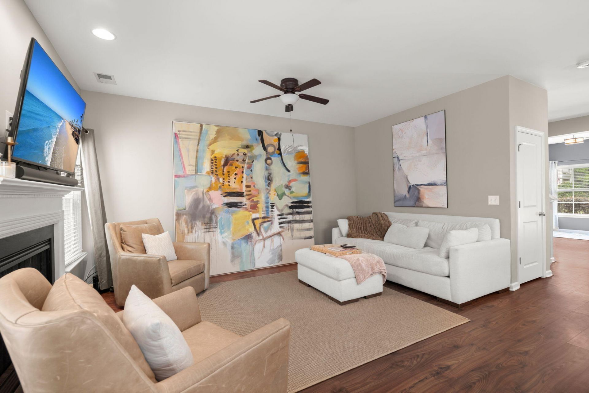 1752 Towne Street Photo 16
