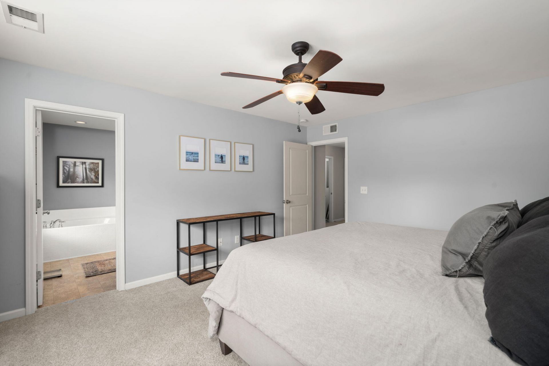 1752 Towne Street Photo 26