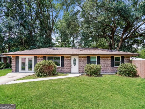 733 Sutton Street, Jesup, GA 31545