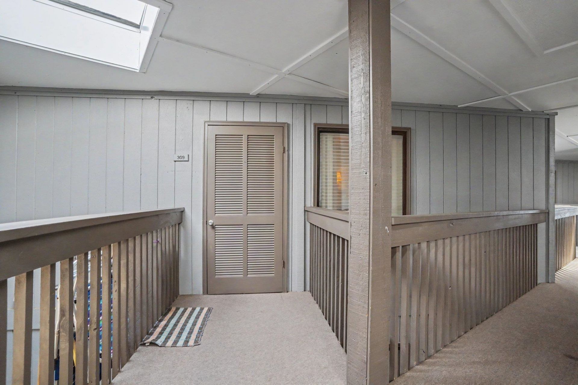 9660 Shore Dr.  Photo 5
